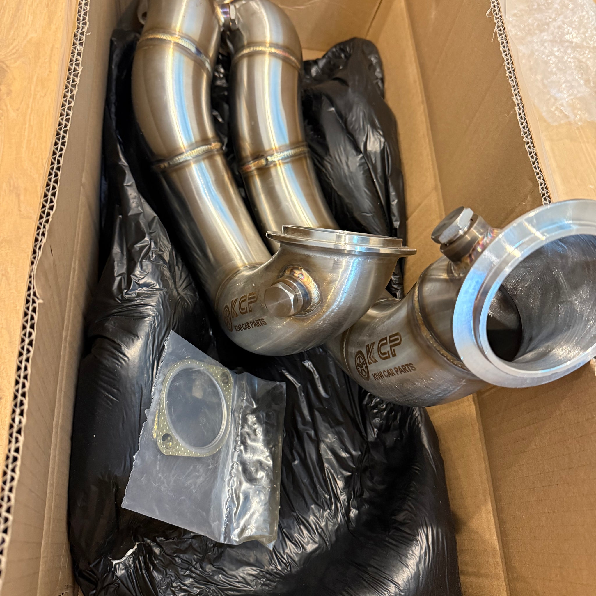 Downpipes For BMW 135i 1M, 335i E90 / E91 / E92 / E93 3 Series 335(x)i 2006-2012, Z4 E89 35i 35is N54 engine