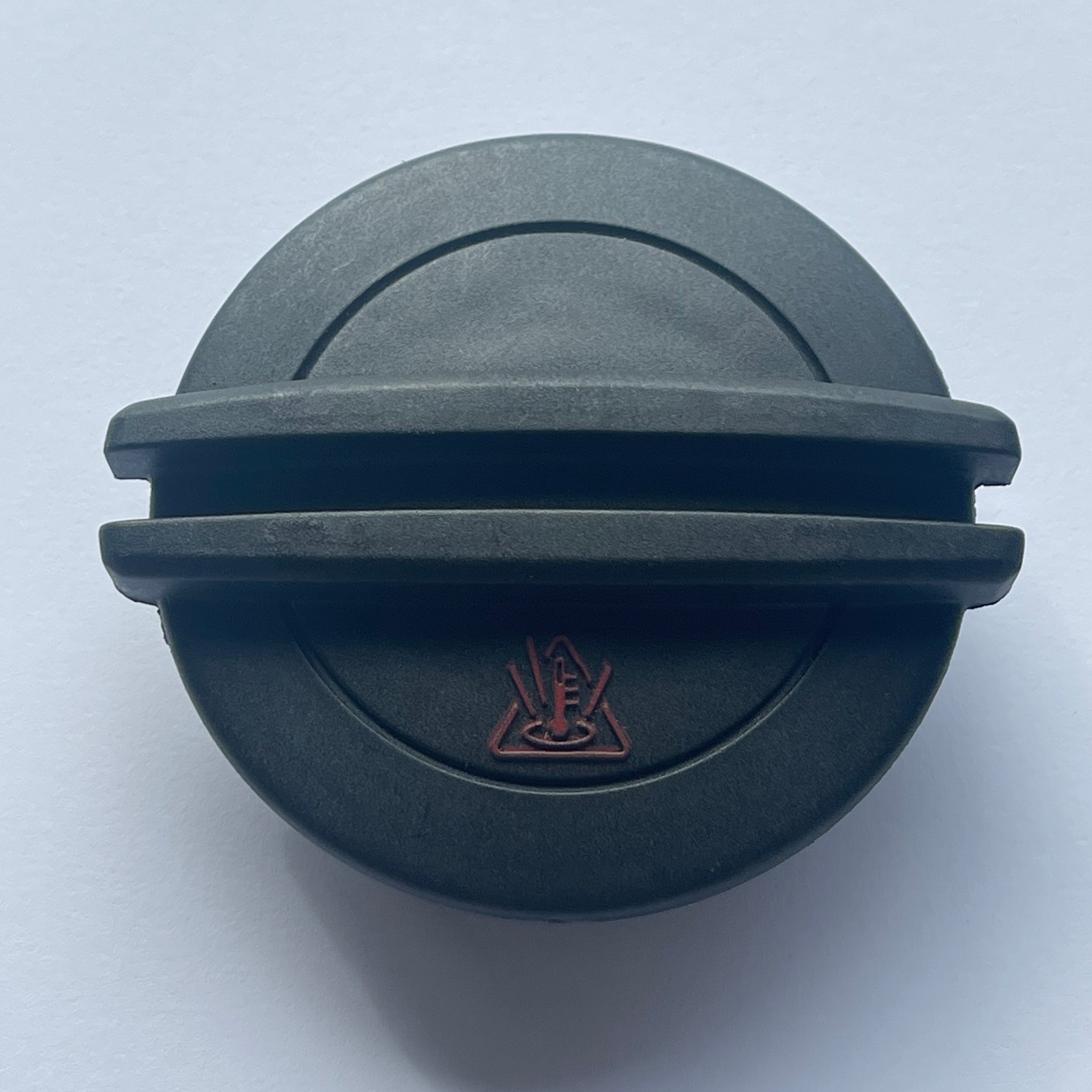 Genuine VW Coolant Expansion Tank Cap 3C0121321 5QD121321 For VW Golf MK7 MK7,5 GTI TSI TDI For Audi A3 S3 For SKODA