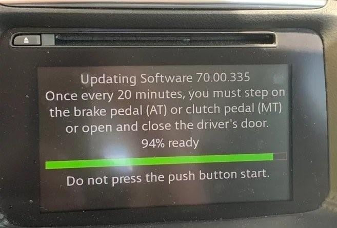 Apple CarPlay Android Auto USB adapter hub OEM for Mazda 3 6 2 Mazda CX5 CX3 CX9 miata MX5 Toyota Yaris TK78-66-9U0C