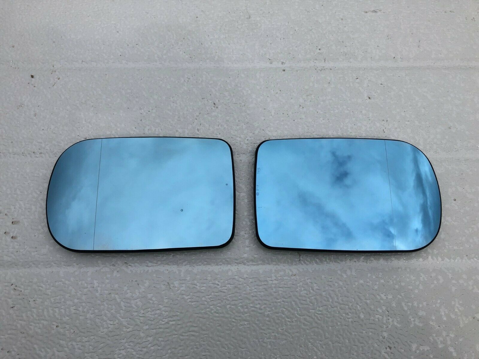 BMW E39 / E38 5 7 Series Mirror Glass LH Heated