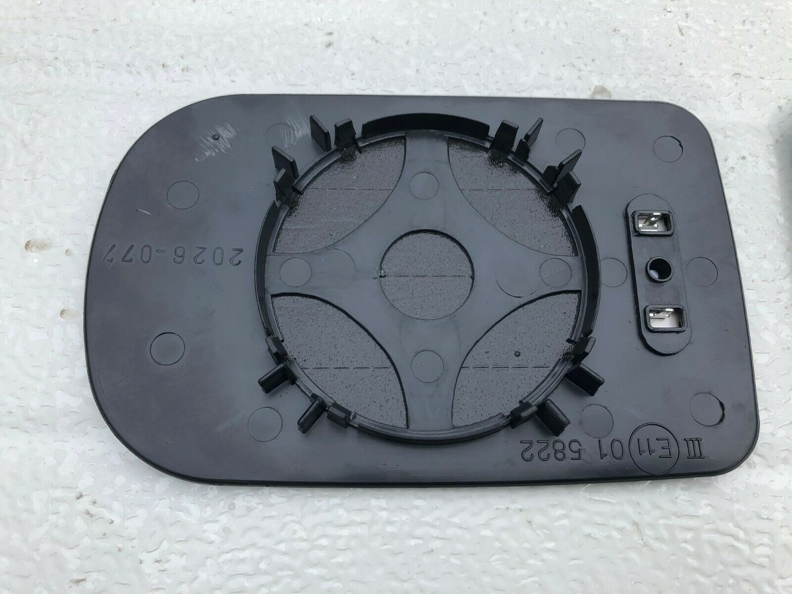 Suitable for BMW E39 / E38 5 7 Series Mirror Glass Right or Left Heated